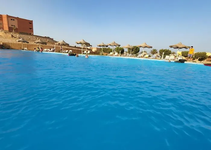 Fanar Resort 3*